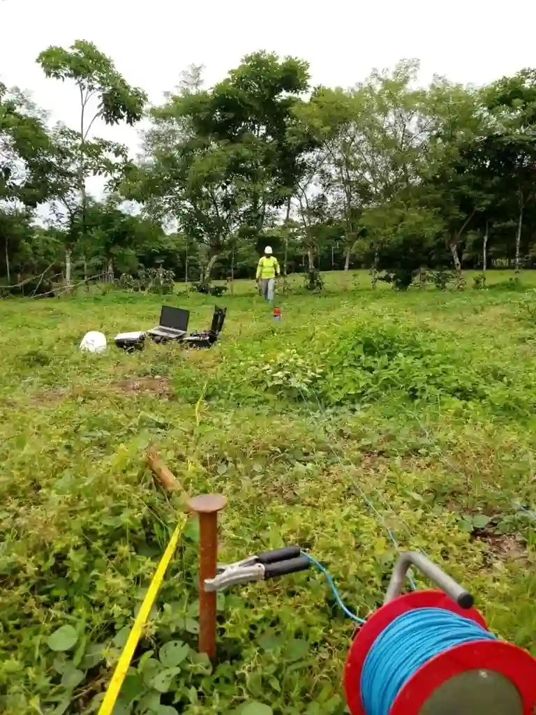 Diseño de vibrocompactación en Lo Prado: densificación profunda con control técnico